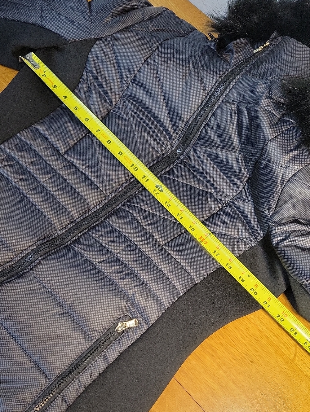Michael Kors Black Winter Puffer Coat With Faux Fur Zip Off Hood Womens Size L - Picture 10 of 15